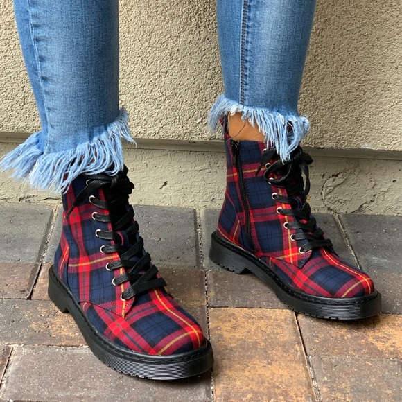 Red/Navy Sweater Plaid Lace Up Combat Boots - Picture 4 of 7
